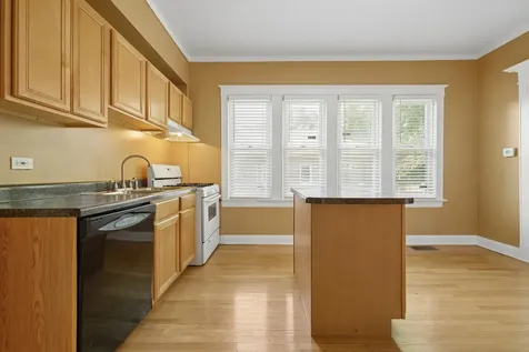 7545 South Ridgeland Avenue Chicago IL 60649