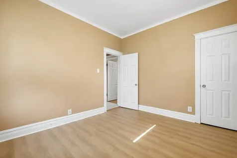 7545 South Ridgeland Avenue Chicago IL 60649