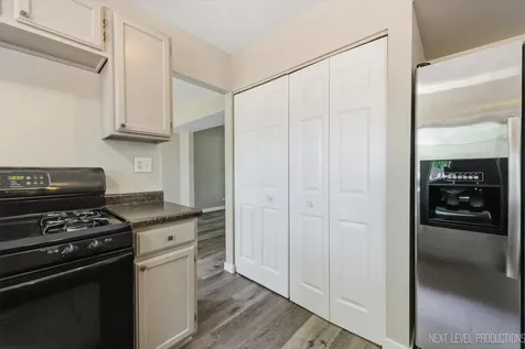 1598 Saint Andrews Circle Elgin IL 60123