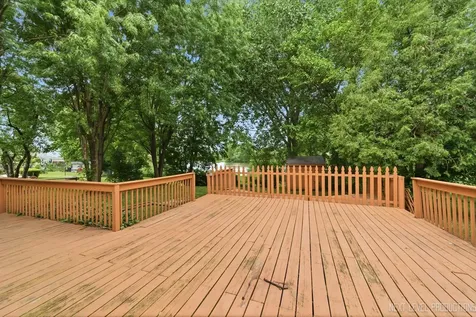 1598 Saint Andrews Circle Elgin IL 60123