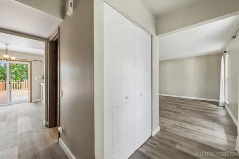1598 Saint Andrews Circle Elgin IL 60123