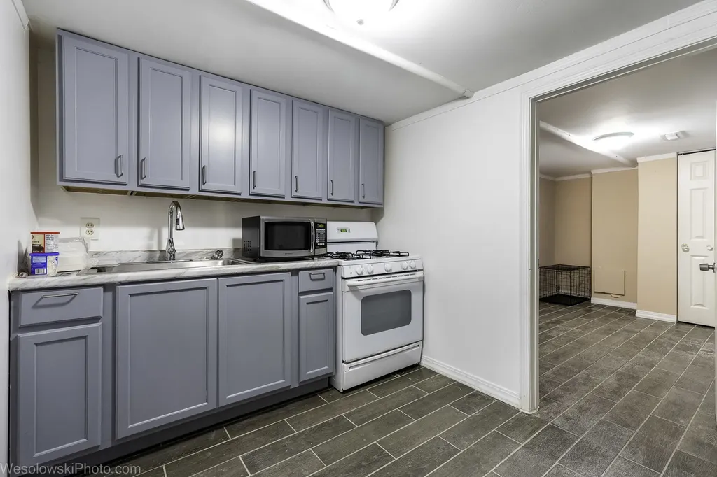 3237 West 38th Place Chicago IL 60632