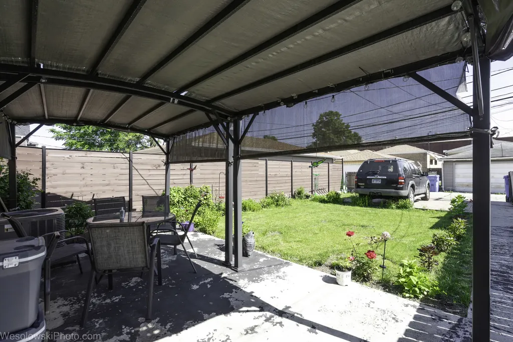 3237 West 38th Place Chicago IL 60632