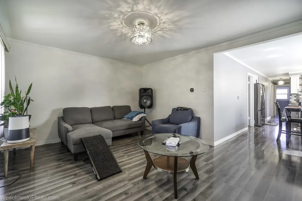 3237 West 38th Place Chicago IL 60632