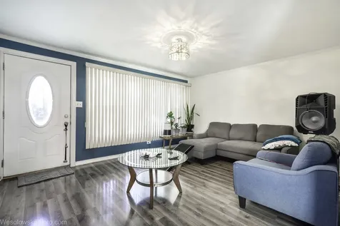 3237 West 38th Place Chicago IL 60632