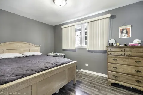 3237 West 38th Place Chicago IL 60632