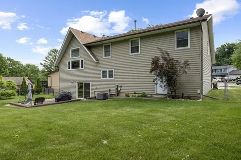 509 Blaine Street Yorkville IL 60560