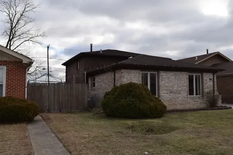 431 Hoxie Avenue Calumet City IL 60409