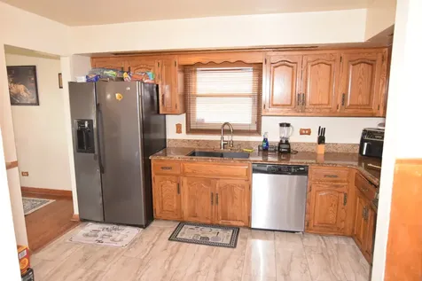 431 Hoxie Avenue Calumet City IL 60409