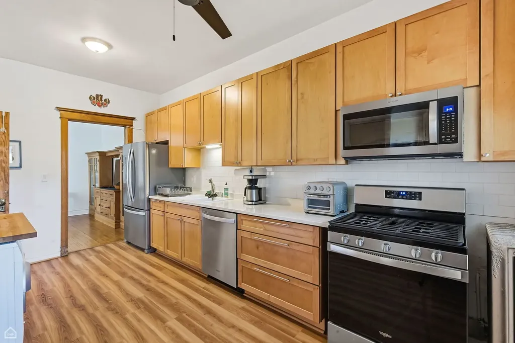 5321 South Woodlawn Avenue Chicago IL 60615
