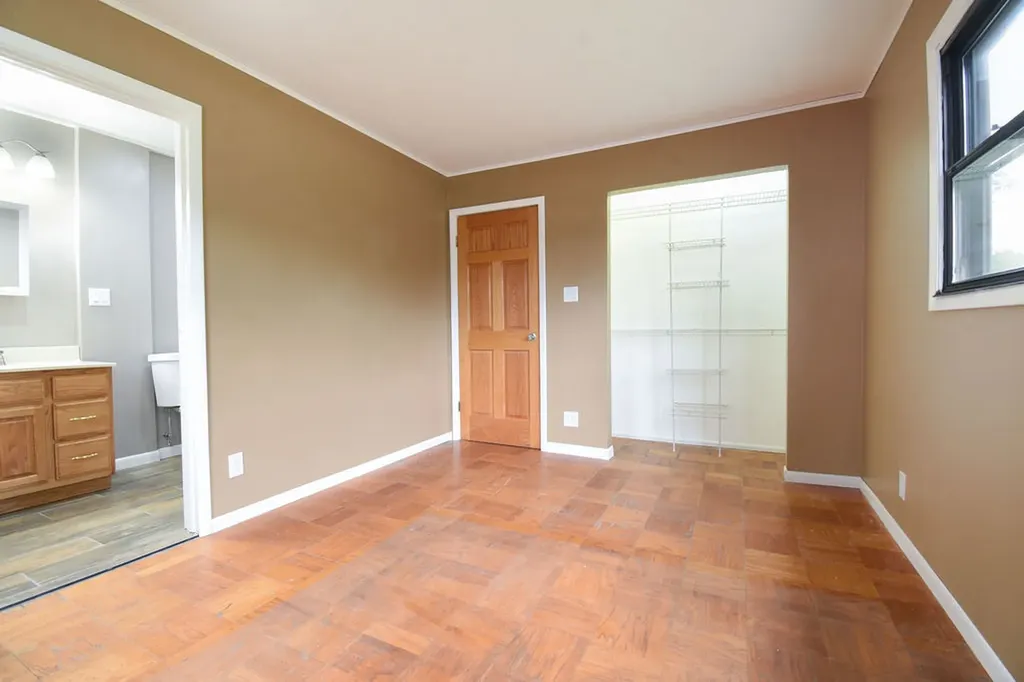 2204 West Central Road Rolling Meadows IL 60008