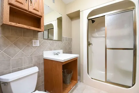 2204 West Central Road Rolling Meadows IL 60008