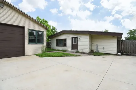 2204 West Central Road Rolling Meadows IL 60008