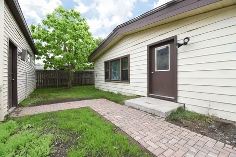 2204 West Central Road Rolling Meadows IL 60008