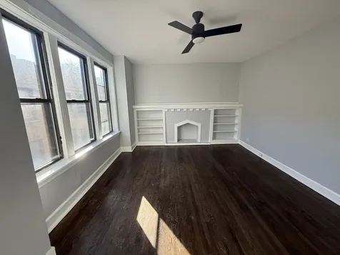 1024 East Hyde Park Boulevard Chicago IL 60615