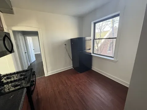 1024 East Hyde Park Boulevard Chicago IL 60615
