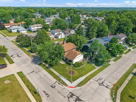 3300 35TH Avenue Moline IL 61265