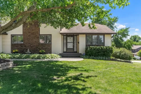 3300 35TH Avenue Moline IL 61265
