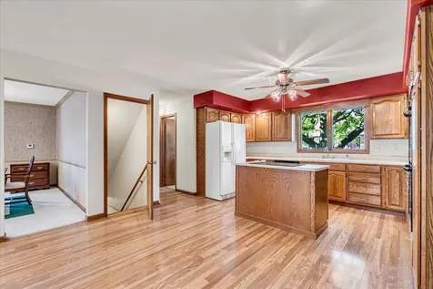 3300 35TH Avenue Moline IL 61265