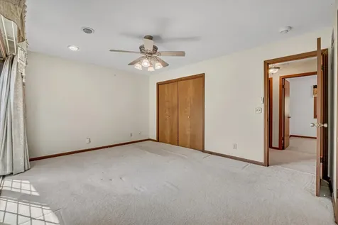 3300 35TH Avenue Moline IL 61265