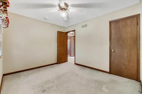 3300 35TH Avenue Moline IL 61265