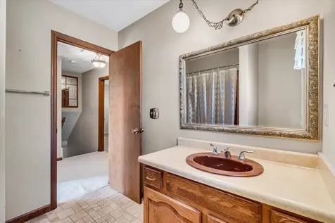 3300 35TH Avenue Moline IL 61265