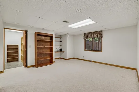 3300 35TH Avenue Moline IL 61265