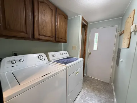 300 East Spencer Street Dwight IL 60420