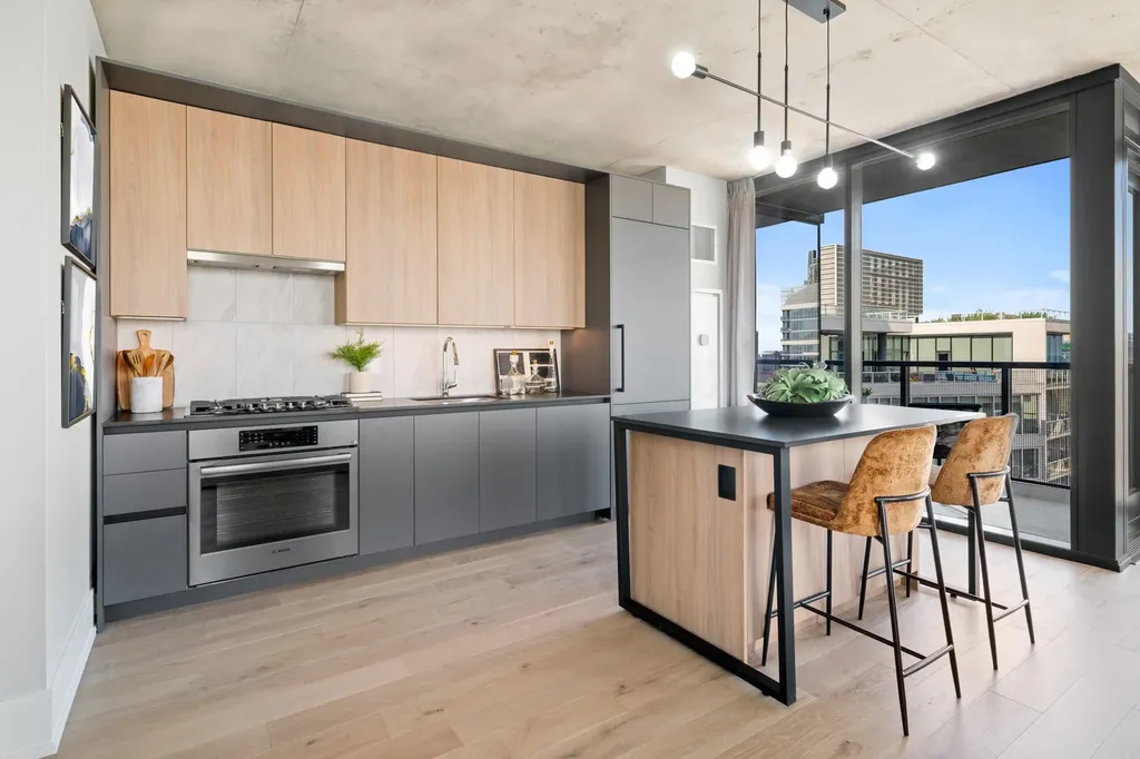 234 West Polk Street Chicago IL 60607