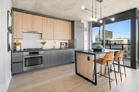 234 West Polk Street Chicago IL 60607