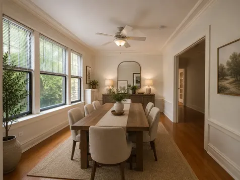 1128 West Pratt Boulevard Chicago IL 60626
