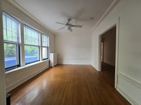 1128 West Pratt Boulevard Chicago IL 60626