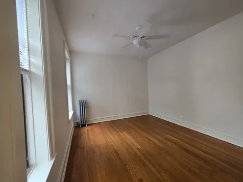 1128 West Pratt Boulevard Chicago IL 60626
