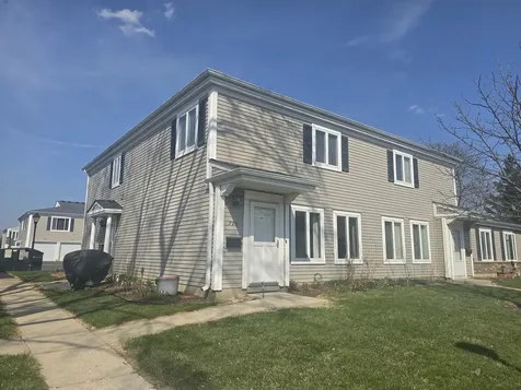 726 East Old Willow Road Prospect Heights IL 60070