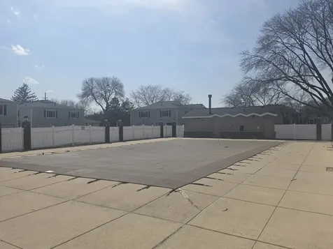 726 East Old Willow Road Prospect Heights IL 60070