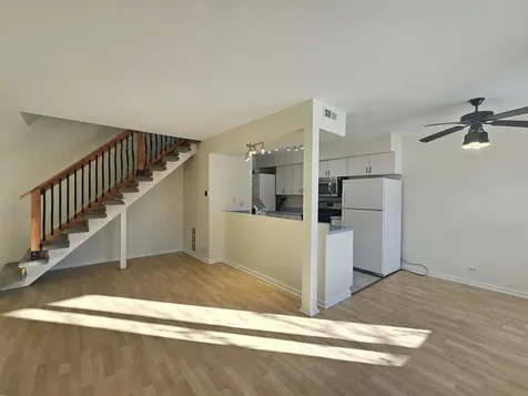 726 East Old Willow Road Prospect Heights IL 60070