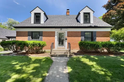 4 West Monroe Street Villa Park IL 60181