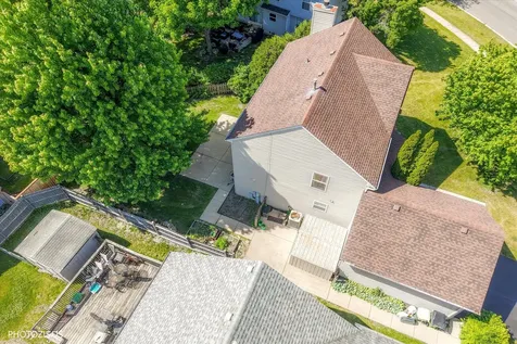 186 N Brittany Lane Hainesville IL 60030