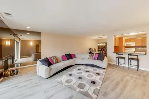 3110 Pheasant Creek Drive Northbrook IL 60062
