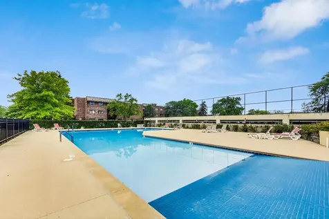 3110 Pheasant Creek Drive Northbrook IL 60062