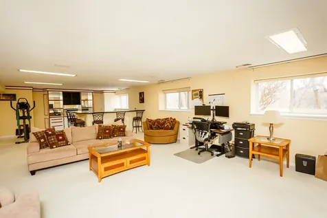 4323 Blue Iris Court Island Lake IL 60042