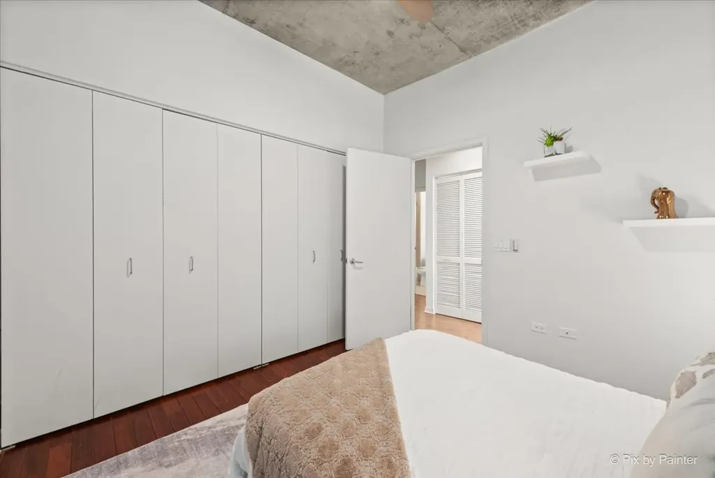 700 North Larrabee Street Chicago IL 60654