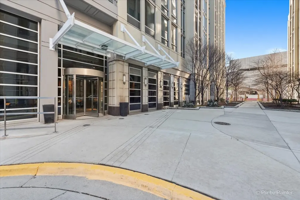 700 North Larrabee Street Chicago IL 60654