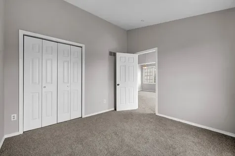 6 Parkshores Drive Bloomington IL 61701