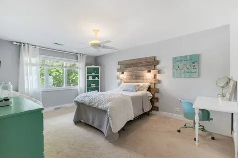 1722 Birch Road Northbrook IL 60062