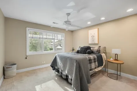 1722 Birch Road Northbrook IL 60062