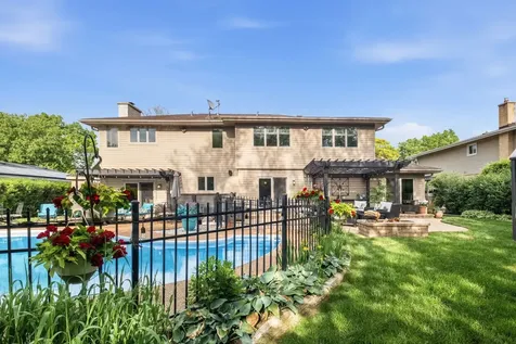 1722 Birch Road Northbrook IL 60062
