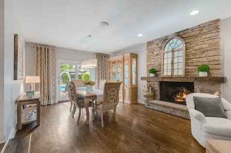 1722 Birch Road Northbrook IL 60062