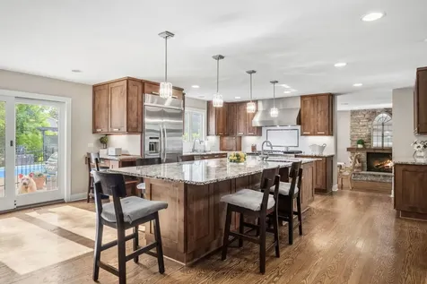 1722 Birch Road Northbrook IL 60062