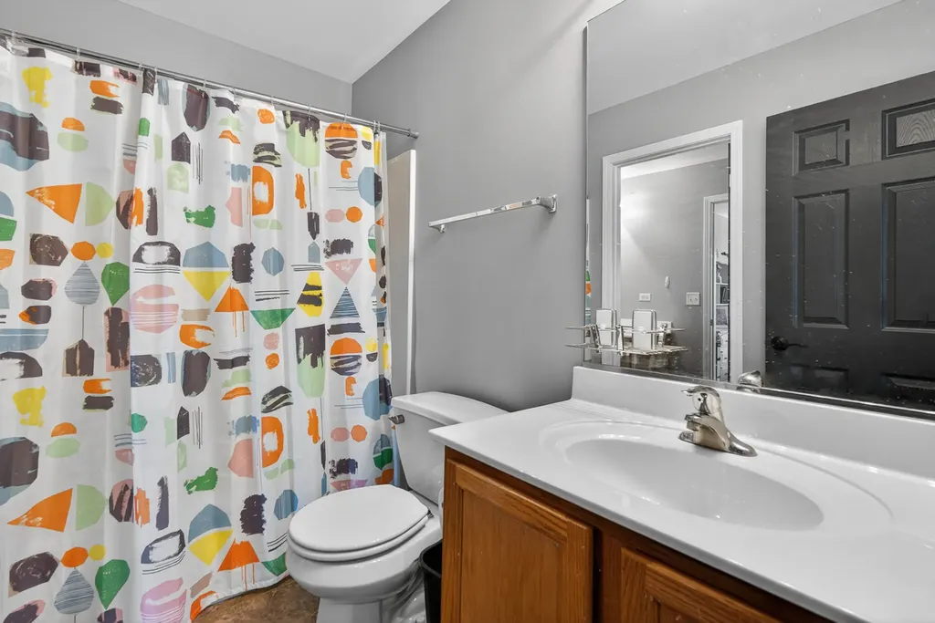 1124 Ashlyn Lane Antioch IL 60002